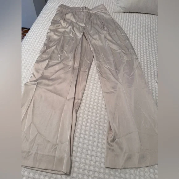 Abercrombie & Fitch ivory satin trousers - Picture 3 of 5